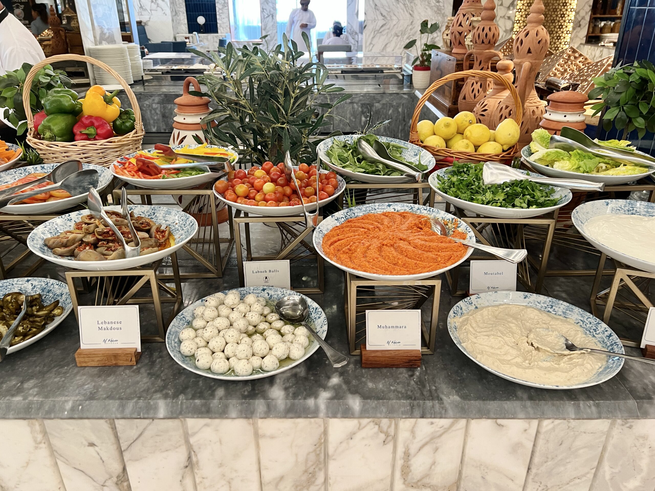 Al-Bustan, Ferienende